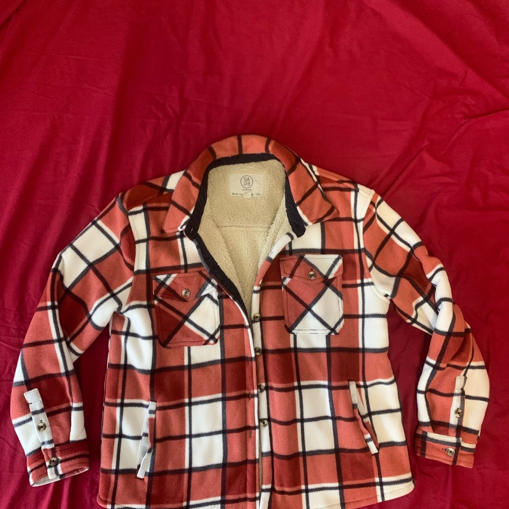 Woman’s shacket size large